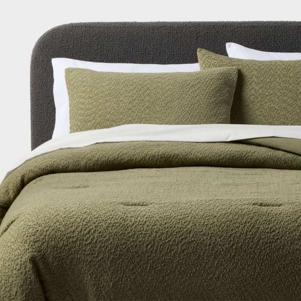 Full/Queen Boucle Comforter Set Green - Threshold